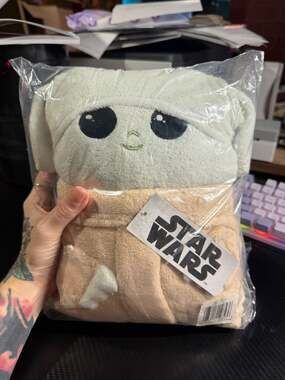 Star Wars The Child Cuddle Blanket Grogu Plush